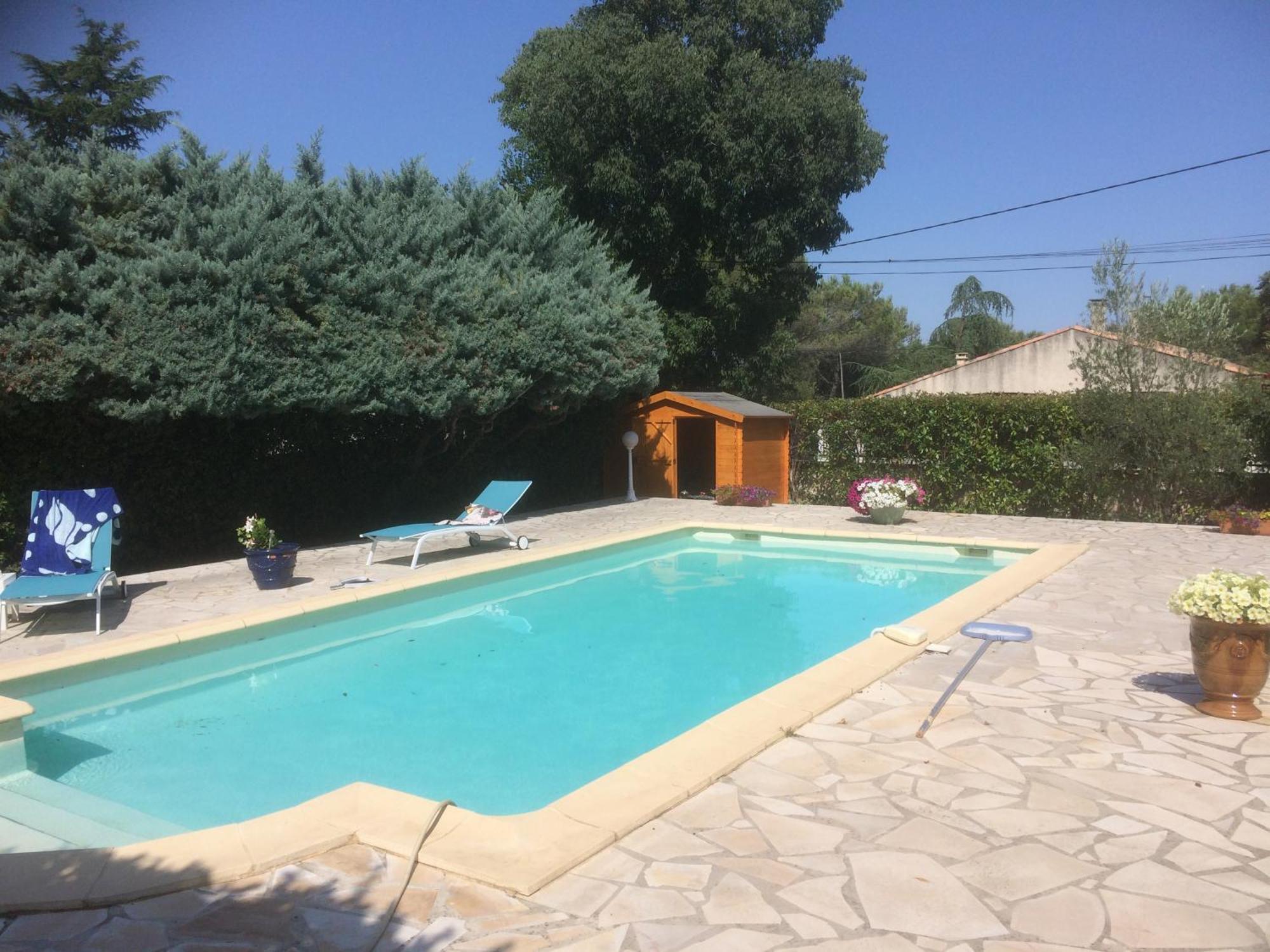 Studio Independant Calme Pas Loin Du Centre Nimes Exterior photo